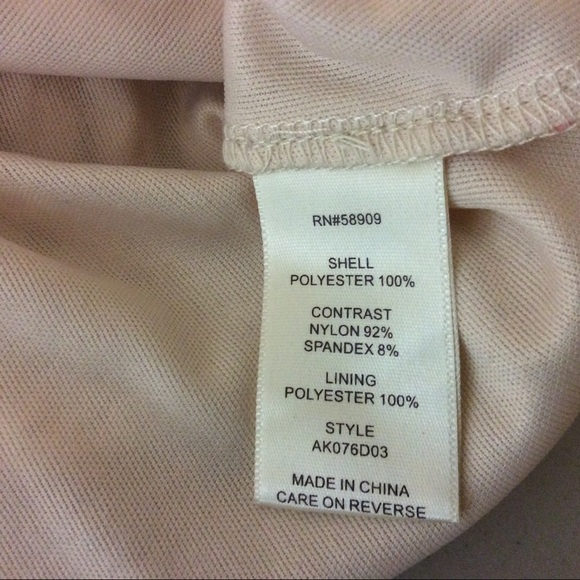 Chelsea and Violet Lace Dress - Picture 7 of 10